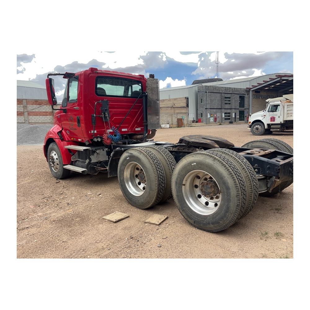 International 2010 - Image 4